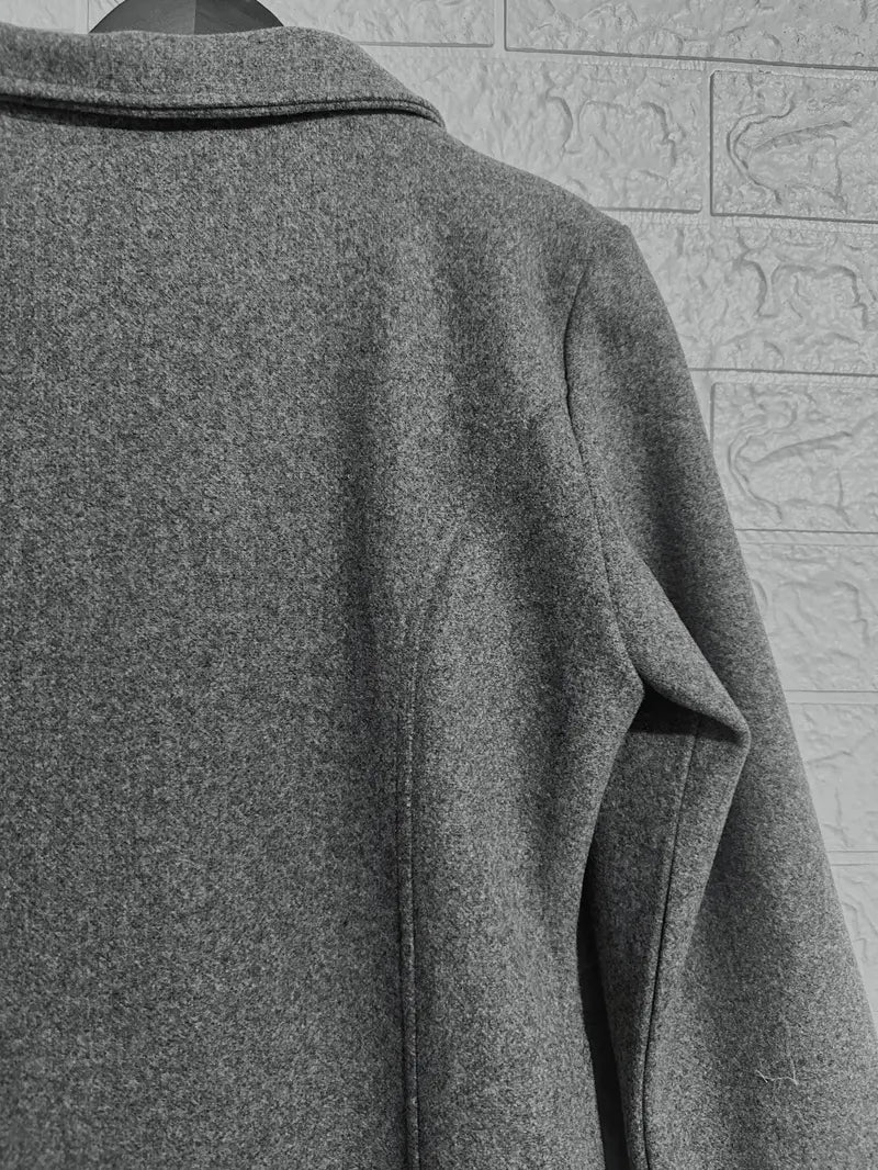 Elegant one-button chic coat